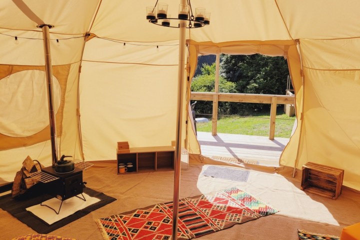 a room full of furniture